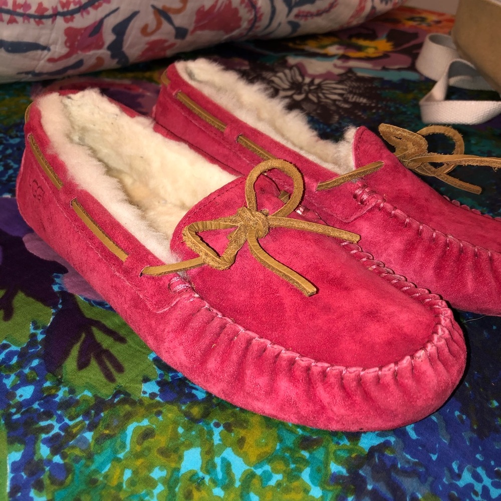 Red UGG Moccasins 🍄🍂